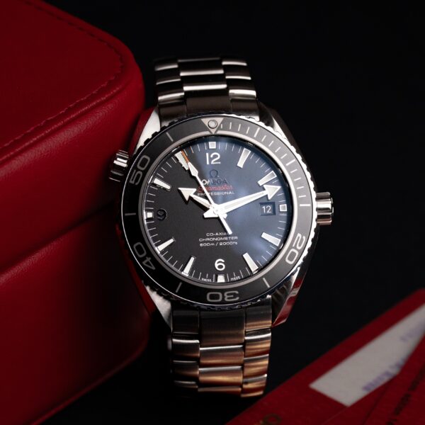 Omega Seamaster Planet Ocean 232.30.46.21.01.001