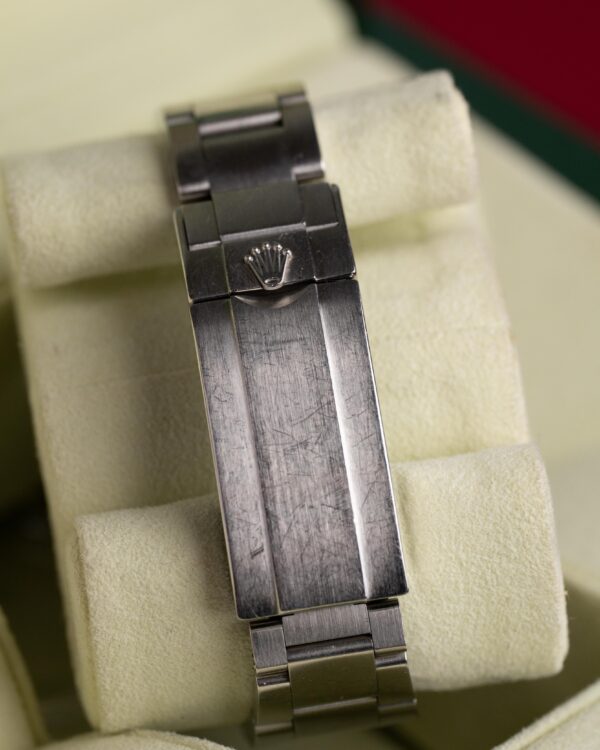 dfddf43f-9e4a-43f1-8d93-6adfe2597a08 dfddf43f-9e4a-43f1-8d93-6adfe2597a08