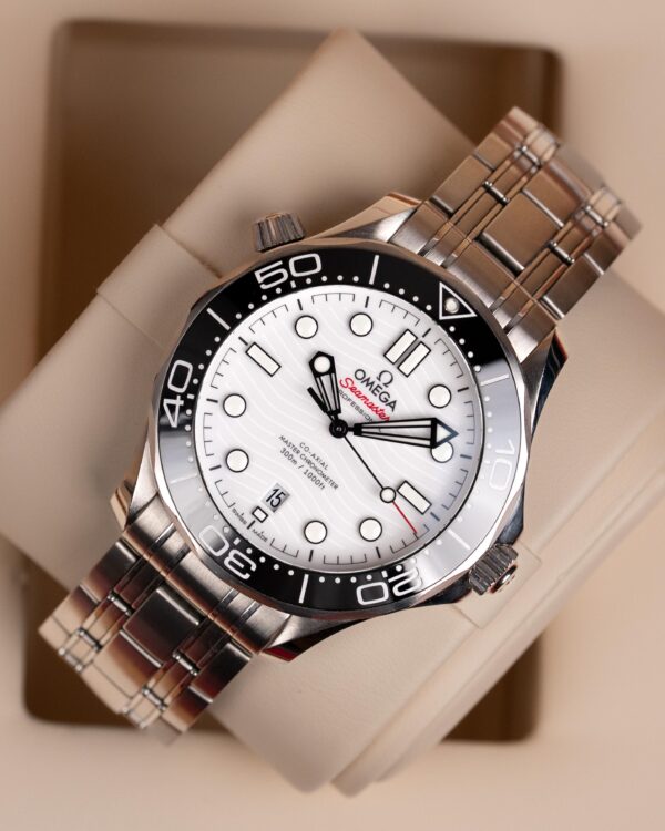 ee7943dd-05de-4b8c-8ab3-c9d6675ba399 ee7943dd-05de-4b8c-8ab3-c9d6675ba399