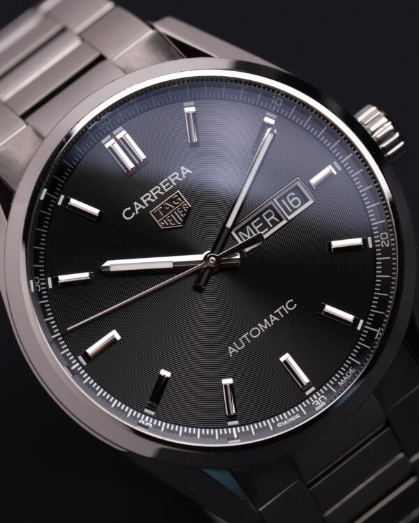 6929dc3b-94f3-4649-bb3c-c9e0f9cce39a 6929dc3b-94f3-4649-bb3c-c9e0f9cce39a