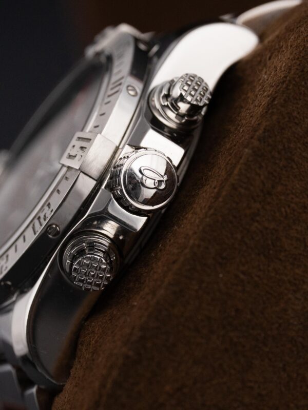 e70f593b-a19a-4e10-ba5c-9cf0d399bb6e e70f593b-a19a-4e10-ba5c-9cf0d399bb6e