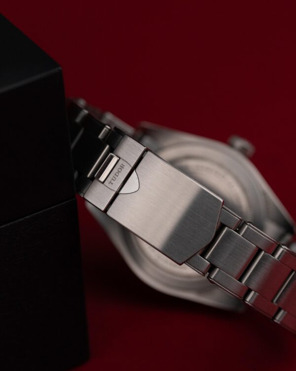 6ec5266d-5551-41f3-a388-1a44b54a1c66 6ec5266d-5551-41f3-a388-1a44b54a1c66