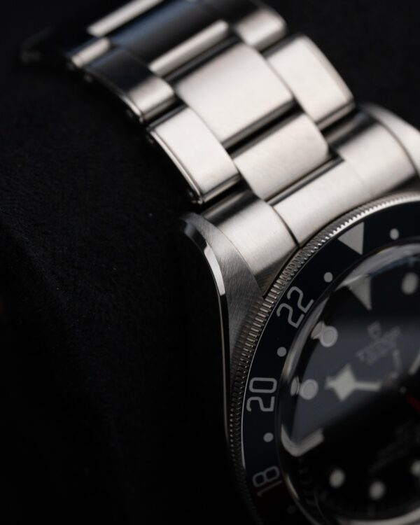 e9cc0230-1fa5-4ba2-a87b-97d3879a9de7 e9cc0230-1fa5-4ba2-a87b-97d3879a9de7