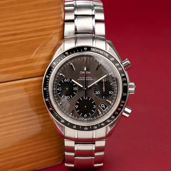 Omega Speedmaster Date Chronometer 323.30.40.40.06.001