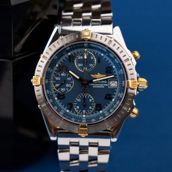 Breitling Chronomat B13352