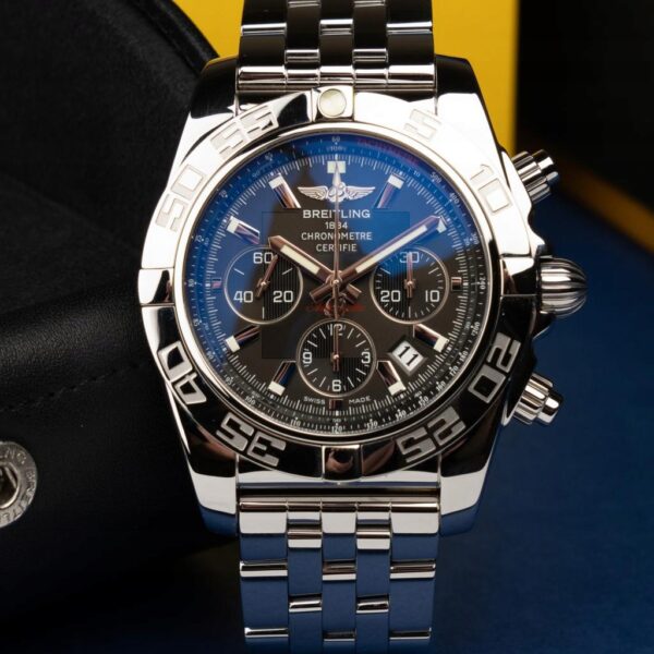 Breitling Chronomat 44 A011M24PA